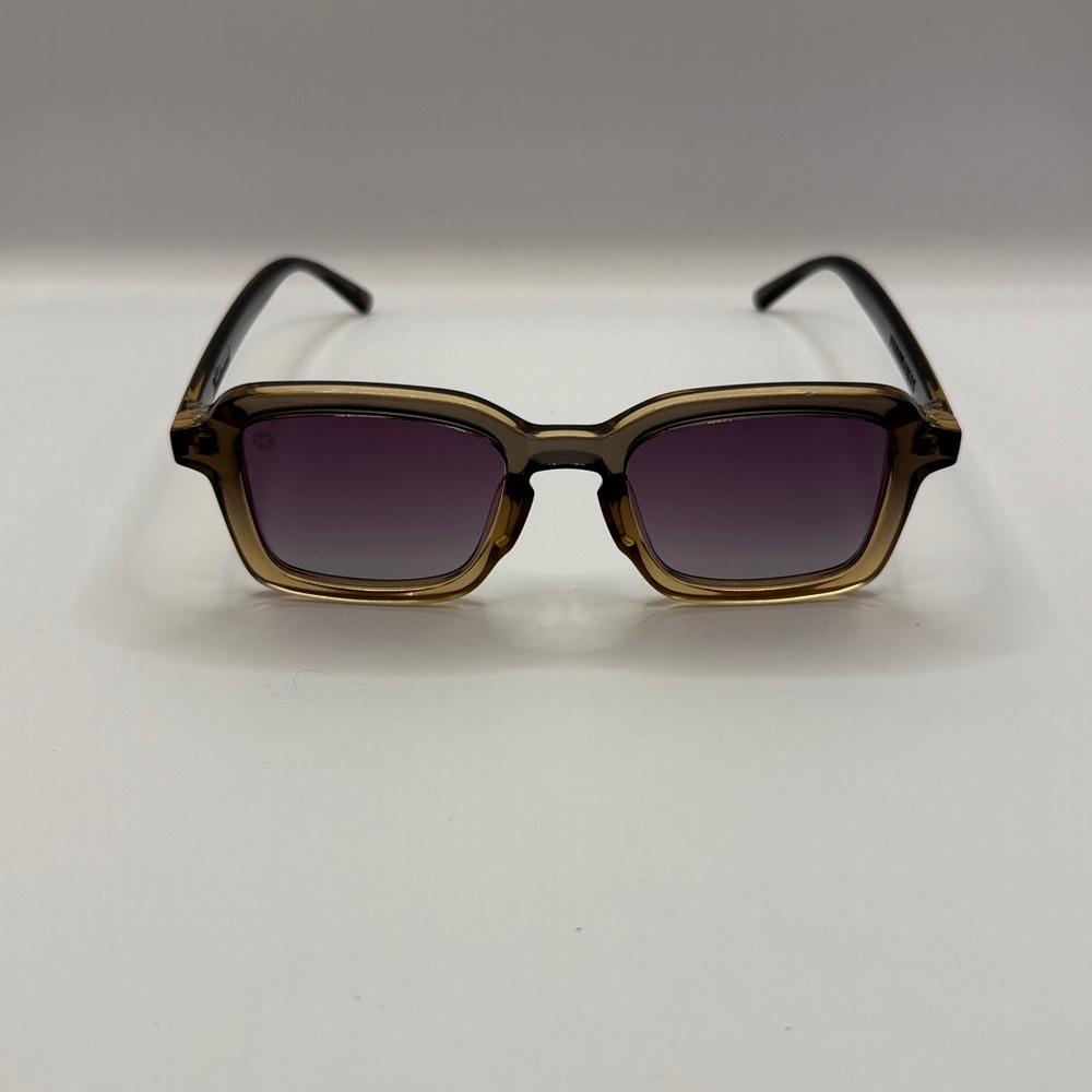 Knockaround Gradient Sunglasses NWT - image 3